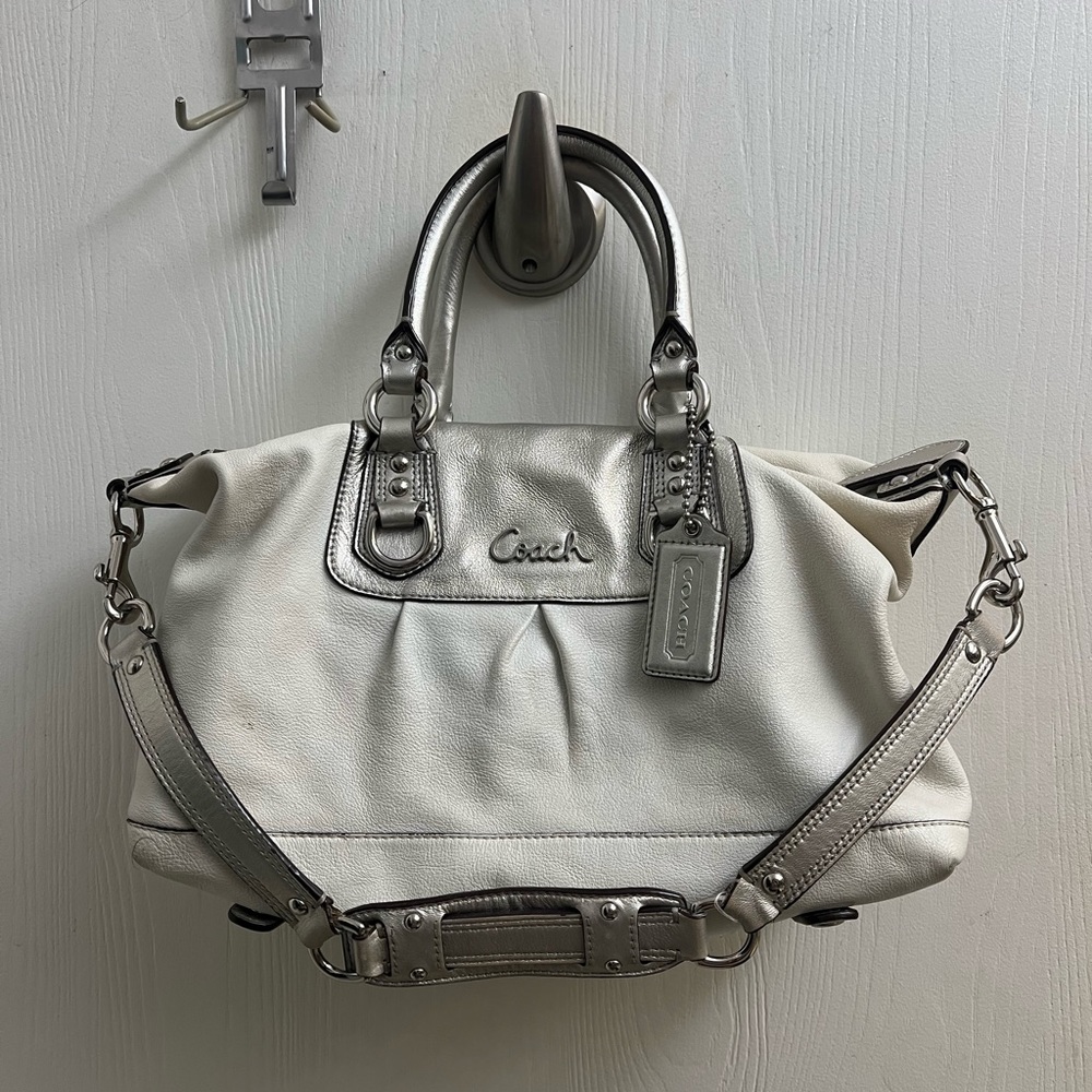 Coach handbag/tote bag